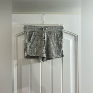R+R Grey Shorts                                   Kids Size -S (6-7)